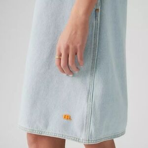 (63) ERL logo LEVIS DRESS